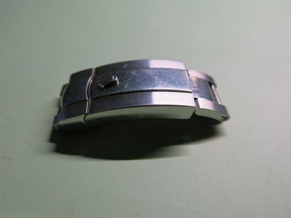 劳力士表扣怎么调节松紧（附：劳力士折叠扣微调图解和教程）-亿表网