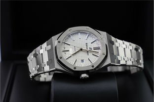  劳力士日志36mm126233的ZZ是多少？