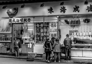  为什么在劳力士门店买不到手表？